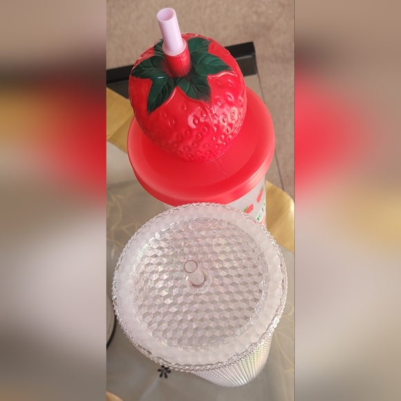 Berk Strawberry Festival Cup with Lid&Studded Glitter Tumbler with the straws - Picture 10 of 16